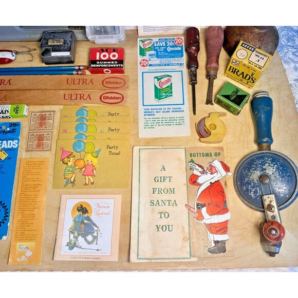 Vintage Lot of Household Items Tools Paper Nostalgia Office Supplies Cards - Picture 4 of 8